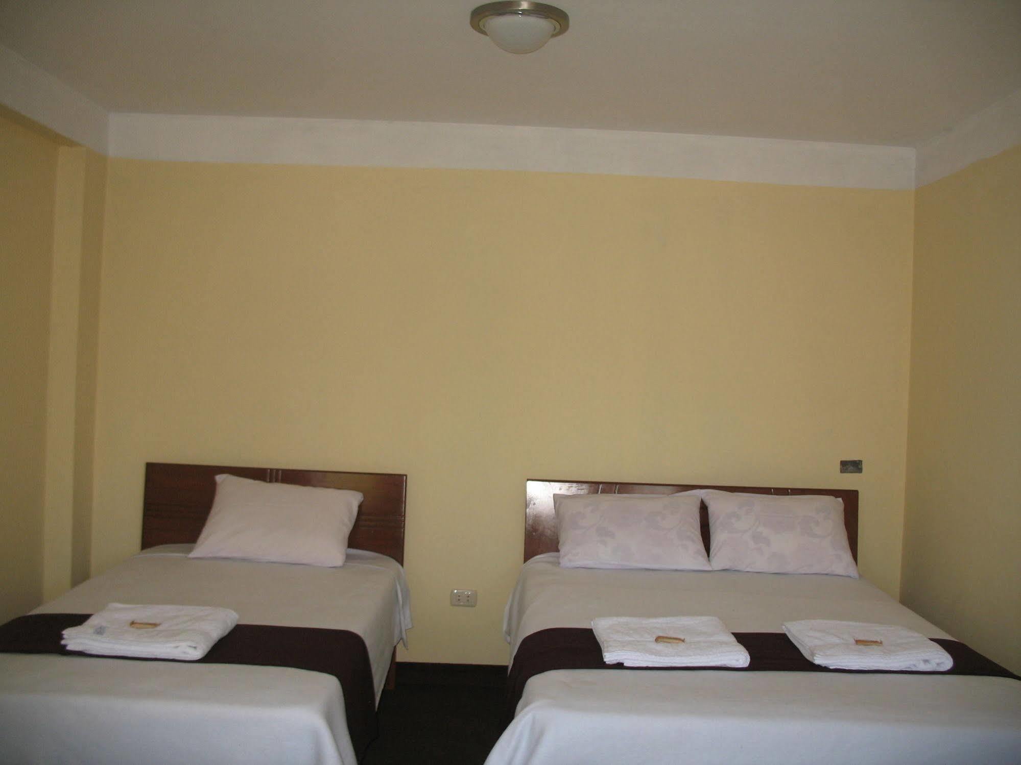 Hostal Casa Del Montanista 와라스 외부 사진